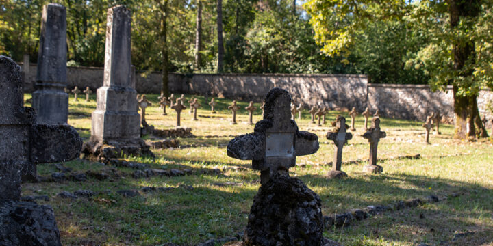 Austro-Hungarian military cemetery WW1, Brje pri komnu